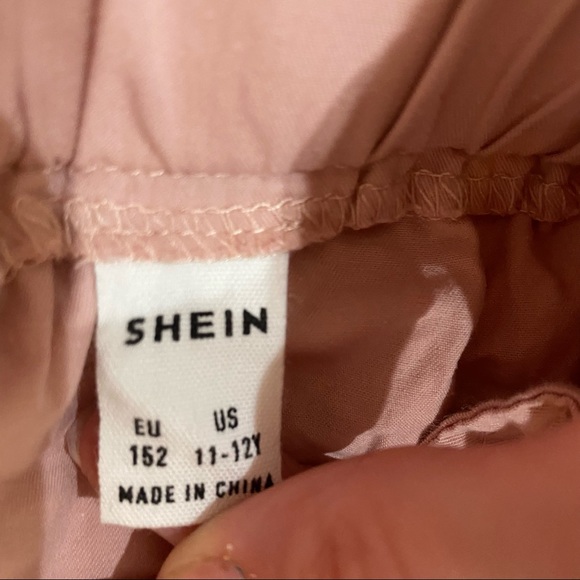 Pink paperbag mini skirt NWOT - Picture 3 of 3